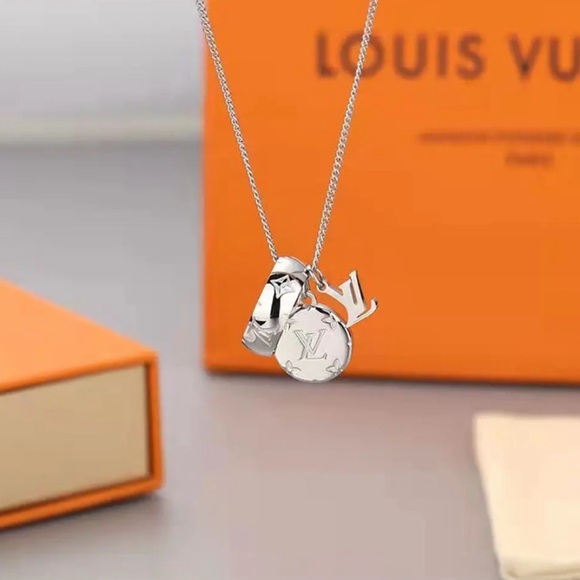 Louis Vuitton Jewelry - 🎄 SALE! Monogram Charms Necklace